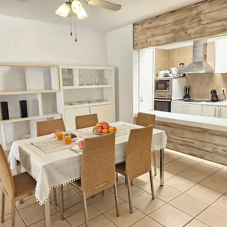 Apartment New Holidays & Pool, Aircond, Playa De Americas, Tenerife Playa de las Americas (Tenerife)