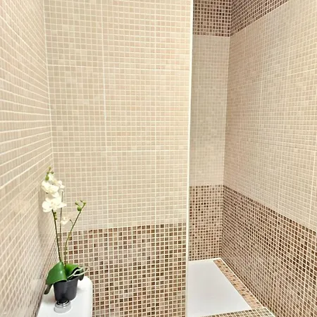 New Holidays & Pool, Aircond, Playa De Americas, Tenerife Apartment